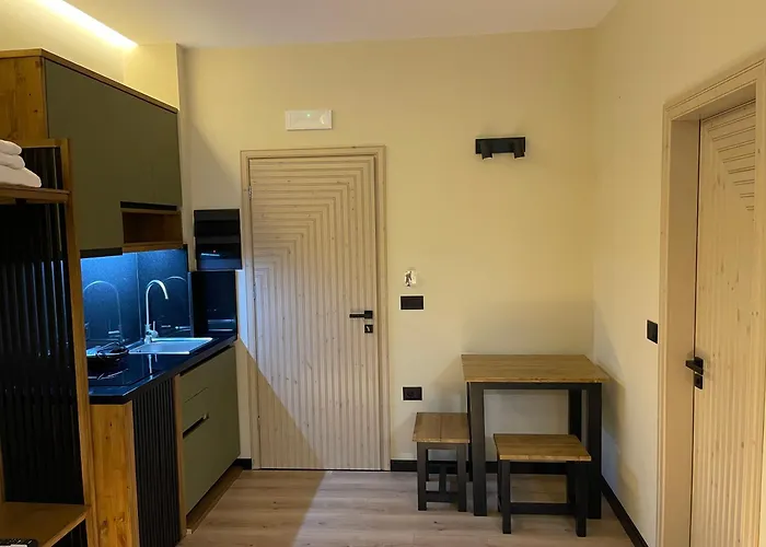 Secret Village * Sarandë